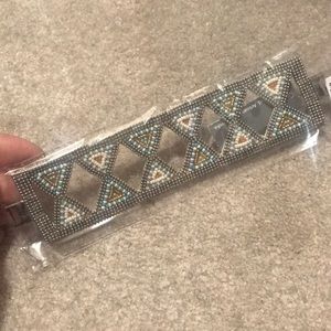 3/$20 🌟 NWT beaded faux leather bracelet